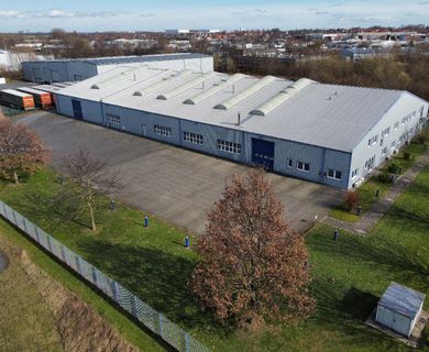 Gepflegte Produktions- und Lagerhalle in Werl