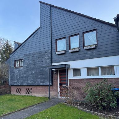 Individuelles, großzügiges Reihenhaus
Düsseldorf-Garath / Urdenbacher Kämpe