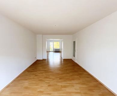 Expose: 66668-12837 - Photo 1