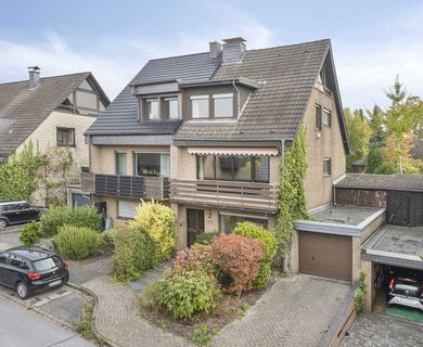 Familienfreundliche Doppelhaushälfte mit Garage in Ratingen-Homberg