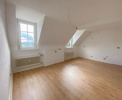 Wohnen zur Miete in einer Burg? 4-Zimmer Wohnung in der Burg Volperhausen! - Foto 4