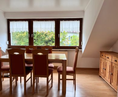 Viel Platz für die Familie, das Home-Office, die Großeltern … - Photo 2