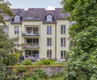 Barrierefrei 3-Zimmer-Wohnung mit großem Südbalkon und Grünblick im Zentrum