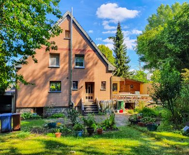 Geräumiges Wohnhaus in bevorzugter Wohnlage von Dierdorf zu verkaufen!