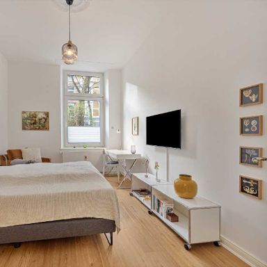 Kernsanierte Gartenwohnung im historischen Altbau mit moderner Möblierung in D-Flingern-Nord!