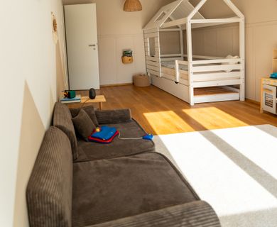 Hochwertige Maisonettewohnung mit Balkon - Foto 1