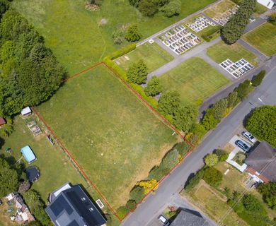 Bauplatz für ein Ein- oder Zweifamilienhaus! Nur 4 km von Hachenburg entfernt.