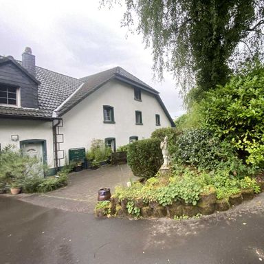 Großzügiges Loft in ruhiger, grüner Lage