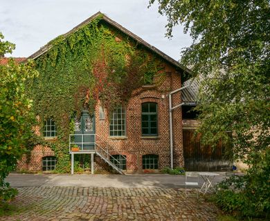 Schreiben Sie Ihr eigenes Märchen: Historische Gewerbefläche mit künstlerischem Charme