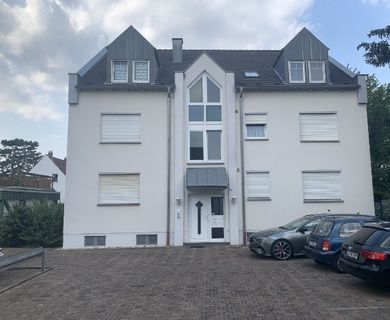 2-Zimmer-Dachgeschosswohnung mit Loggia