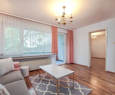 *provisionsfrei* Ruhig wohnen, grün genießen – Doppelhaushälfte mit tollem Garten