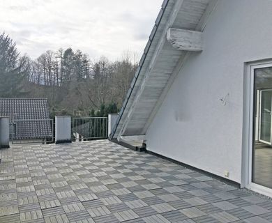 Dachgeschosswohnung mit Extras! - Photo 5