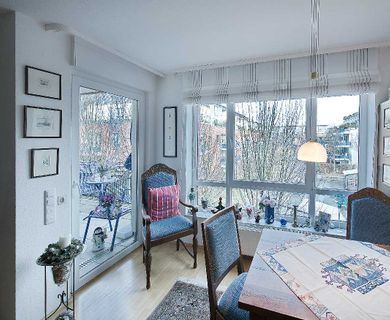 Seniorengerechte 2-Zimmer-Wohnung mit großer Loggia und Seeblick in Ratingen-Mitte/Calor-Carré