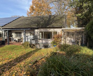 Gesuchte Wohnlage Flüren! Walmdachbungalow mit Doppelgarage in Auesee- Nähe