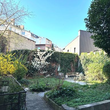 Düsseldorf-Derendorf: Mehrfamilienhaus in begehrter Wohnlage!