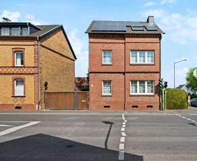 Historie trifft Wohnkomfort: Bezugsfertiges Einfamilienhaus mit vielen Extras und Ausbaupotenzial!