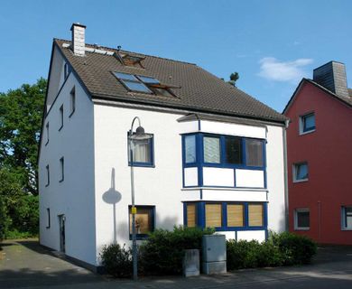 Junge, gemütliche 3 Zimmer-Mais.-Eigentumswohnung mit Einzelgarage in Ratingen-Lintorf !