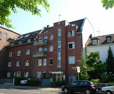 Düsseldorf-Rath: Großzügige Bürofläche im 1. OG für ein entspanntes Arbeiten!