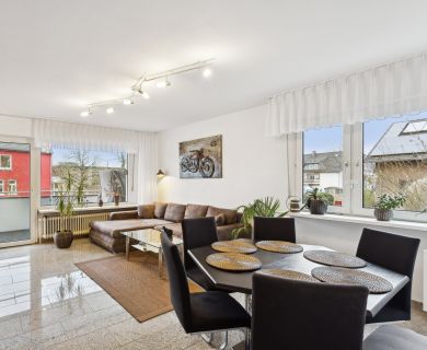 Barrierefreie 3-Zimmer-Wohnung mit Balkon und Garage in Zentrumsnähe