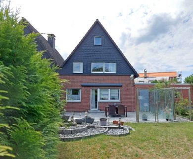 Liebevoll modernisierte Doppelhaushälfte in Hamminkeln-Merhoog