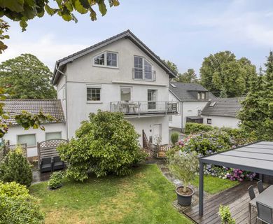 Wohnen wie im Haus: Maisonettewohnung mit 900 m² eigenem Garten in Breitscheid