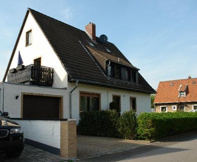 Berufstätige Pendler aufgepasst: Möblierte 1-Zimmer-Wohnung in Düsseldorf-Angermund zu vermieten!