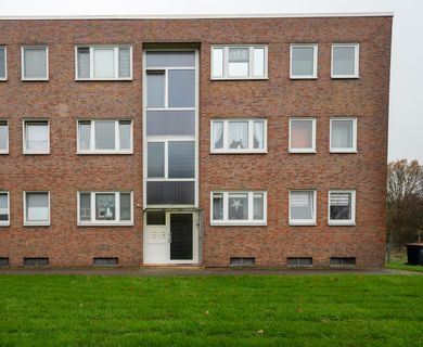 Balkon mit Blick ins Grüne – perfekte Wohnung für Familien & Paare