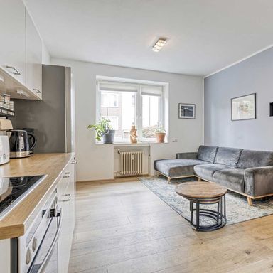 Moderne 2-Zimmer-Wohnung mit Loggia direkt am Zoopark in Düsseldorf