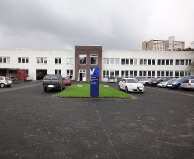 1560m² ZU SCHULUNGSZWECKEN, WERKSTATT, LAGER UND BÜRO-SCHULUNGSRÄUME ZU MIETEN!