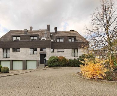 Außergewöhnliche 3-Zimmer-Maisonette-DG-Wohnung mit Ambiente in Ratingen-Ost!