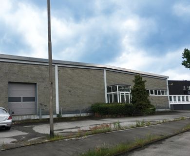 Hallenfläche ca. 1.200m² und Bürofläche ca. 135 m² Nutzfläche in Dortmund-Kley zu vermieten!