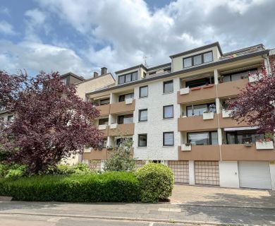 Charmante 3-Zimmer-Eigentumswohnung mit Loggia und Garage