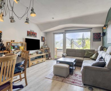 Gemütliche 3-Zimmer-Wohnung mit Tiefgaragenstellplatz und Loggia in Düsseldorf-Lichtenbroich