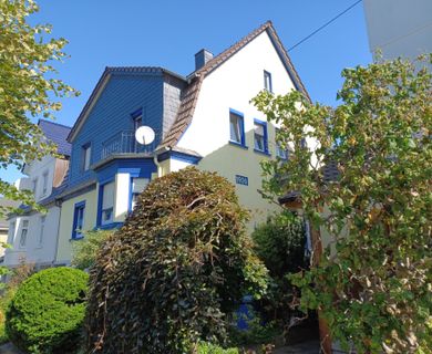 Historisches und sehr gepflegtes Wohnhaus mit tollem Garten – nahe Stadtzentrum!