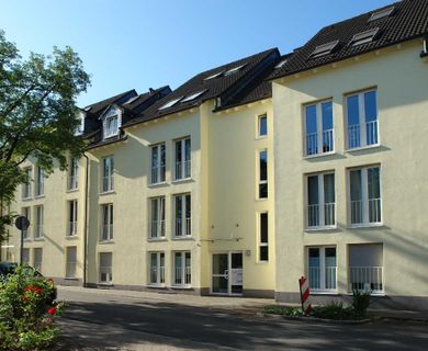 Seniorengerechte, helle 3-Zimmer-Eigentumswohnung mit Südbalkon und Grünblick in Ratingen-Mitte!