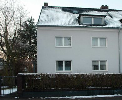 Kapitalanlage in Schlossparknähe: Helle 2-Zimmerwohnung mit Terrasse in Düsseldorf-Urdenbach !