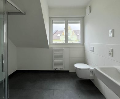 Neubau-Dachgeschosswohnungen mit Fahrstuhl - Foto 3