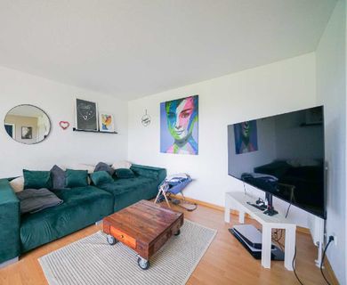 Schöne Dreizimmerwohnung mit EBK und Sonnenterrasse