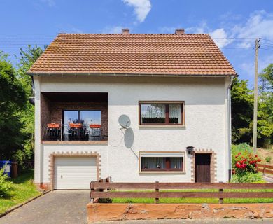 Gepflegtes Einfamilienhaus mit Garage und Loggia zwischen Horhausen und Flammersfeld!