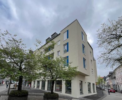Neubau-Etagenwohnungen mit Fahrstuhl im Zentrum