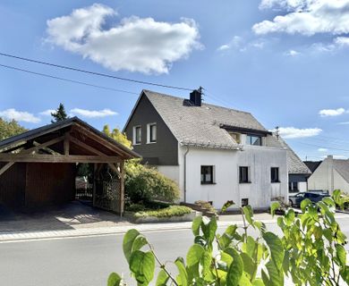 **RESERVIERT*** Traumhafter Ausblick, stadtnahe Lage: Einfamilienhaus für Paare & Kleinfamilien!