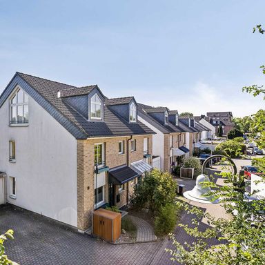 Ratingen-Breitscheid: Helles, stilvolles und modernes Einfamilienhaus