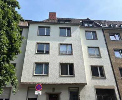 Zentral, ruhig und grün! 3-Zimmer Wohnung mit zwei Balkonen!