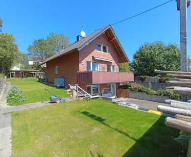 Haus für die Großfamilie – freist.  Ein-/bis Zweifamilienhaus, Kamin, Carport, Fußbodenheizung