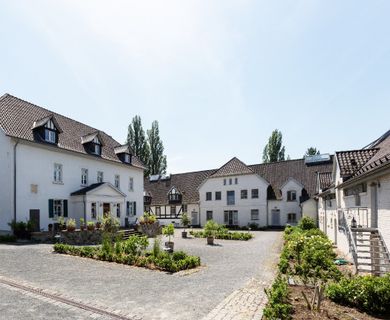 NEU: Außergewöhnliche 3-Zimmer-Maisonette-Wohnung im ehemaligen Rittergut