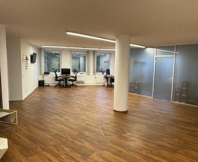 179 m² renovierte und klimatisierte Bürofläche mit idealer Anbindung