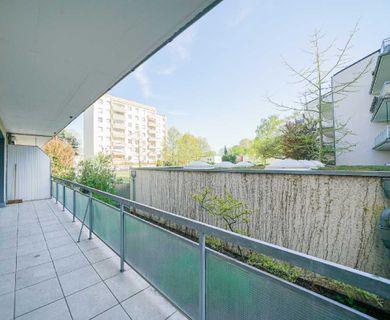 Großzügige 3-Zimmer-Wohnung im zentralen Düsseldorf Lichtenbroich