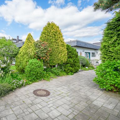Ihr Platz zum Durchatmen – durchdachter Bungalow für Menschen mit Anspruch und Stil