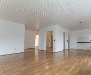 Gemütliche ca. 81m² große 3-Zimmer-Wohnung mit ca. 12 m² großem Balkon und Garage in Hagen-Boloh