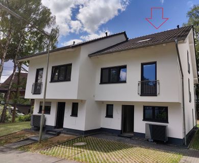 Schlüsselfertiger und energieeffizienter Neubau als DHH in idyllischer Lage!